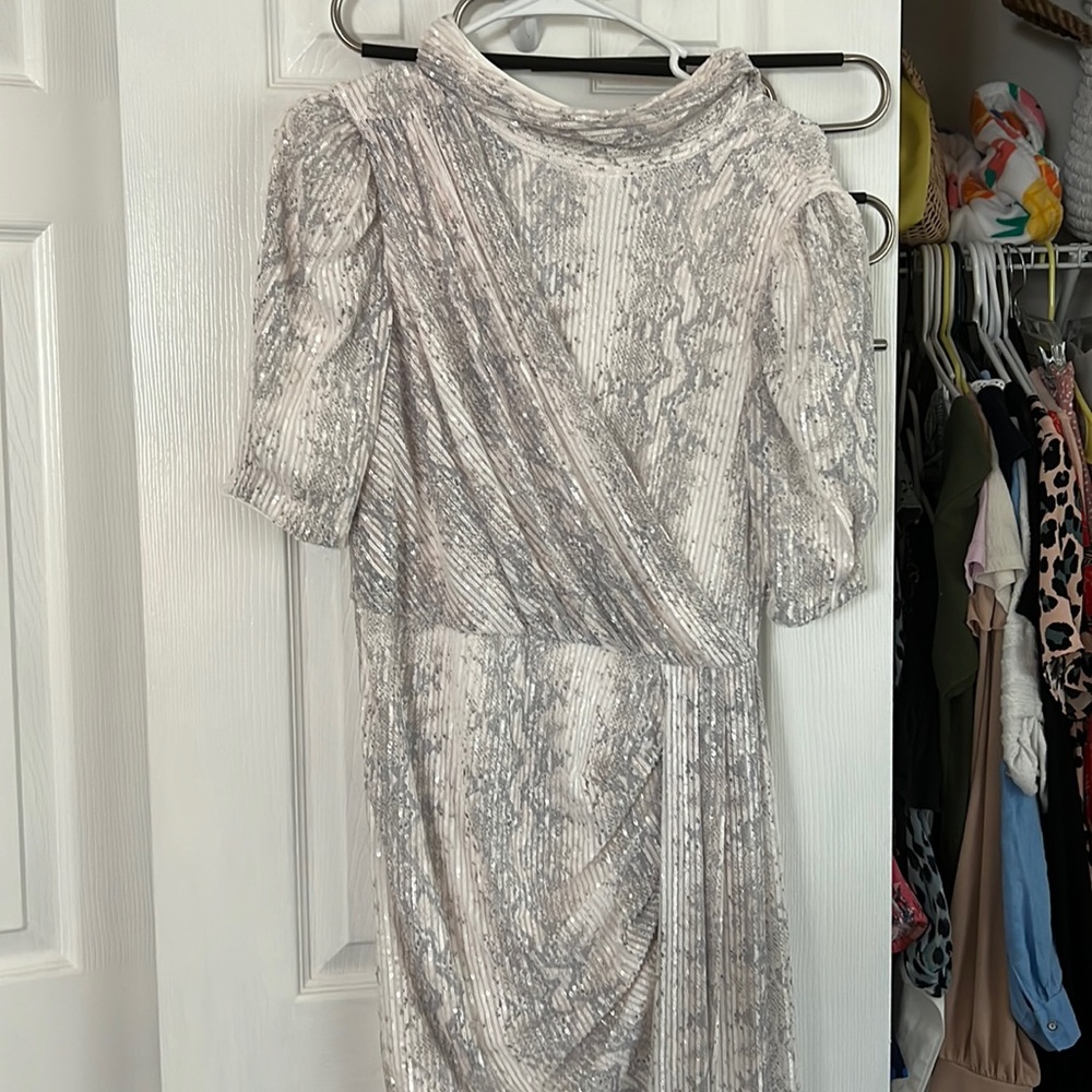 SAYLOR Luella Puff Sleeve in Snake Sequin Size Medium NWOT